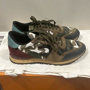 Valentino garavani rockrunners